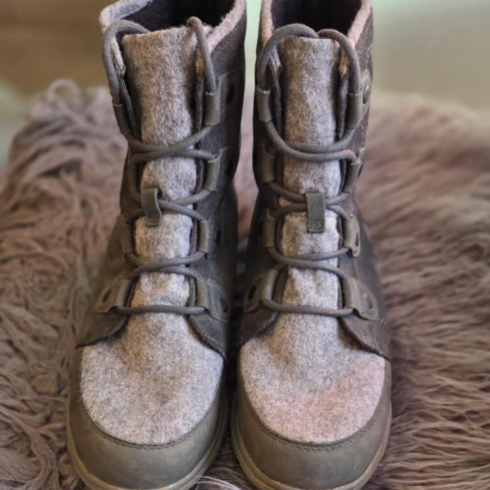 Warm Sorel Boots